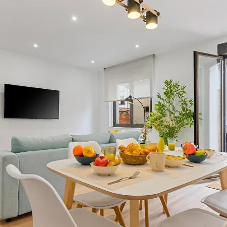 Daire Andy Warhol Con Terraza *