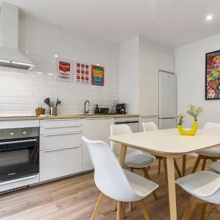 Andy Warhol Con Terraza Daire *