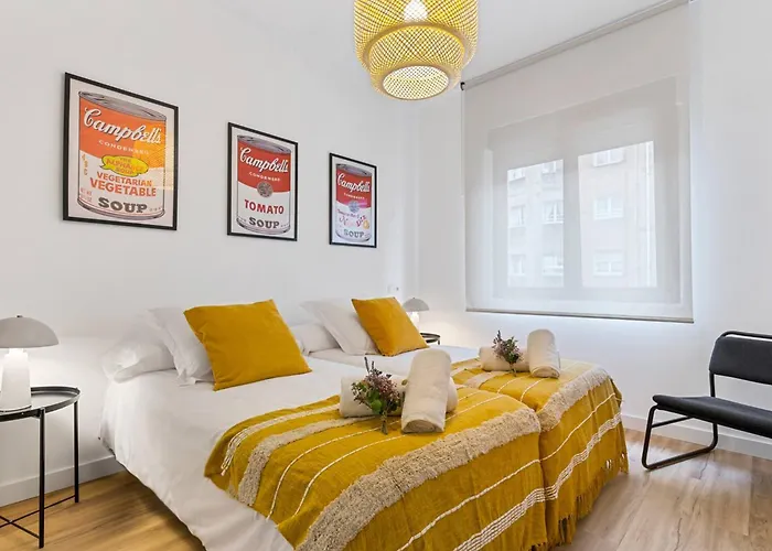 Andy Warhol Con Terraza גיחון