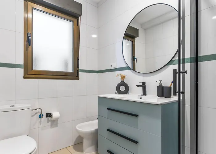 Andy Warhol Con Terraza גיחון