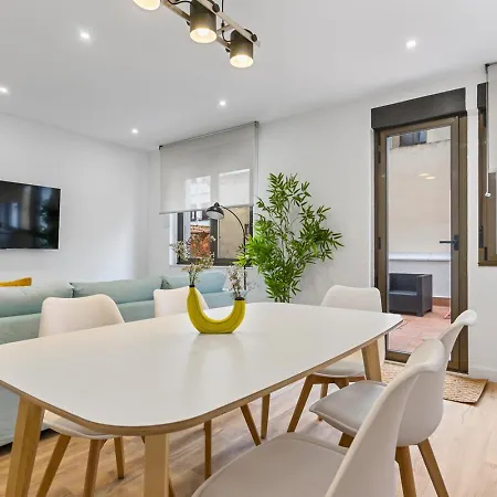 Andy Warhol Con Terraza Apartman *